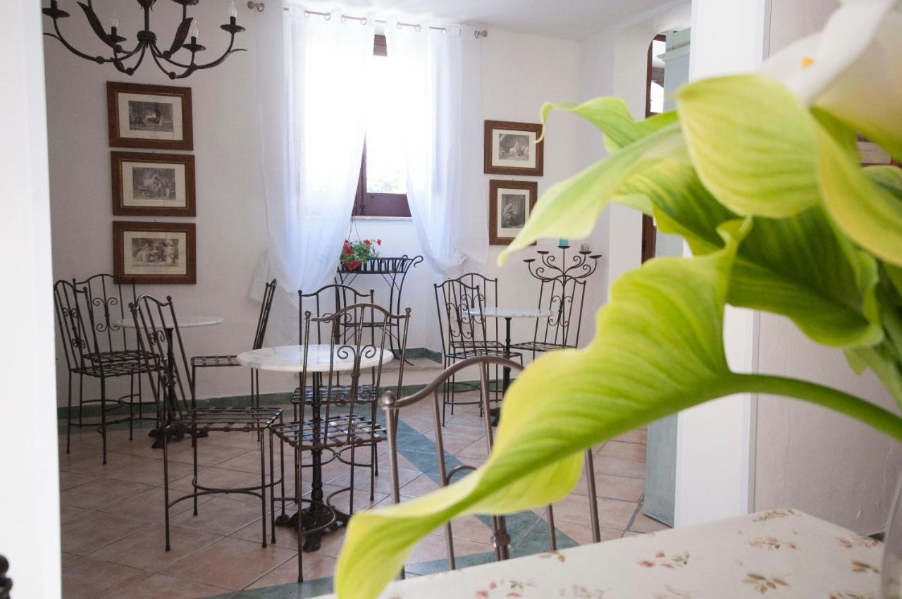 Albergo La Fontanella نوتو المظهر الخارجي الصورة