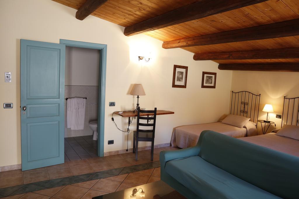 Albergo La Fontanella نوتو المظهر الخارجي الصورة
